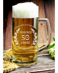 Marmeladenglas mit Deckchen natur und rotem Gummiband mit Rose