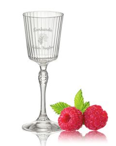 Marmeladenglas mit Deckchen natur und rotem Gummiband mit Rose
